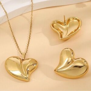 Elegant Gold Heart Necklace and Earrings Set